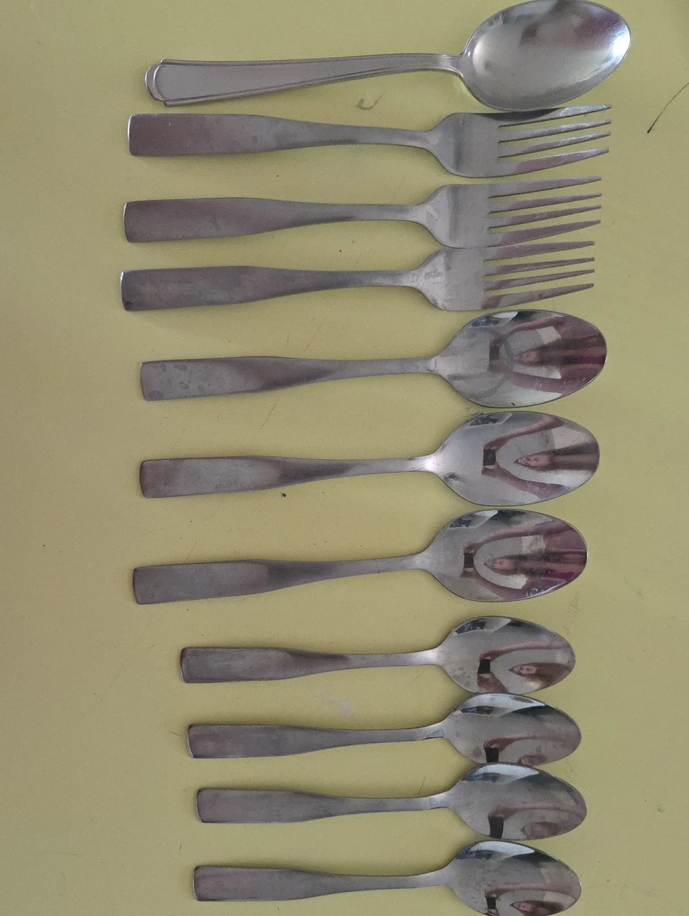 11 Pieces Unbranded Stainless Steel Forks & Spoons Silverware